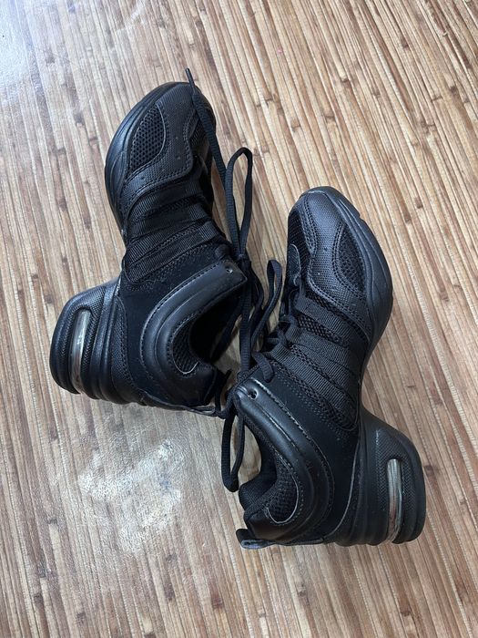 Кроссовки (джазовки) для танцев