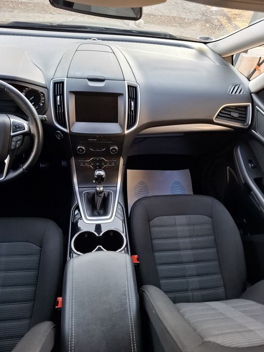 FORD GALAXY 2-0-tdci 2016 - 7 locuri 
An fabricație 2016