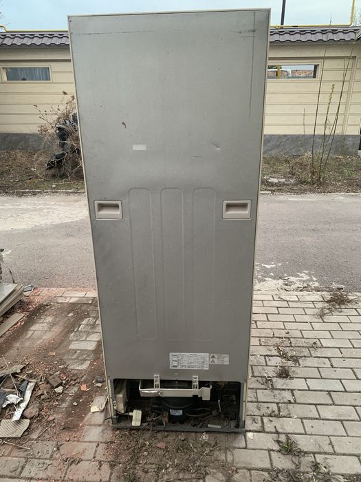 Холодильник б у рабочий срочно