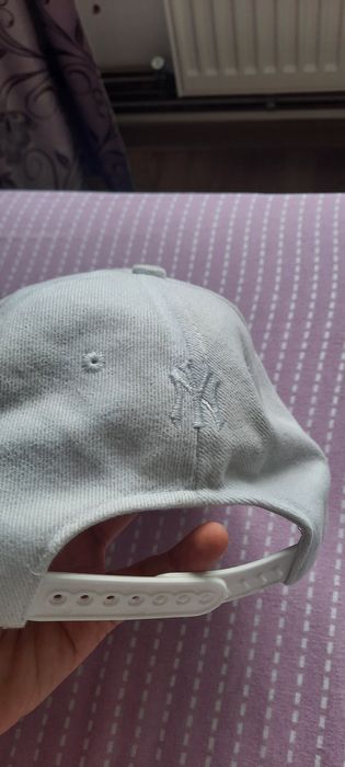 Sapca new era snapback (reglabila) sau schimb cu una fitted cap