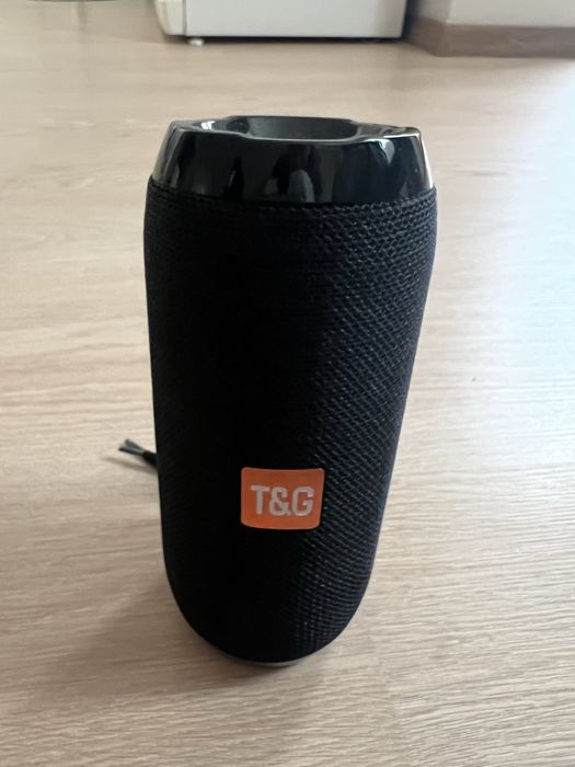 Музикална колонка с bluetooth