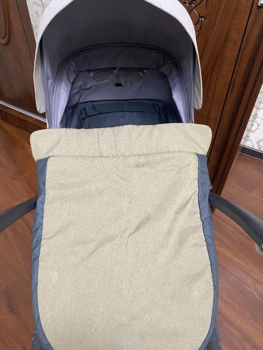 Детская коляска + кресло для авто