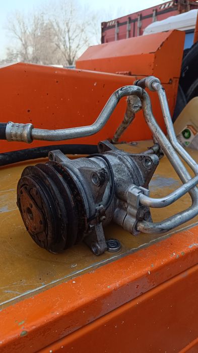 Продам компрессор кондиционера