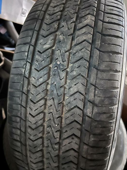 Balon 215/60R16 holati yaxshi