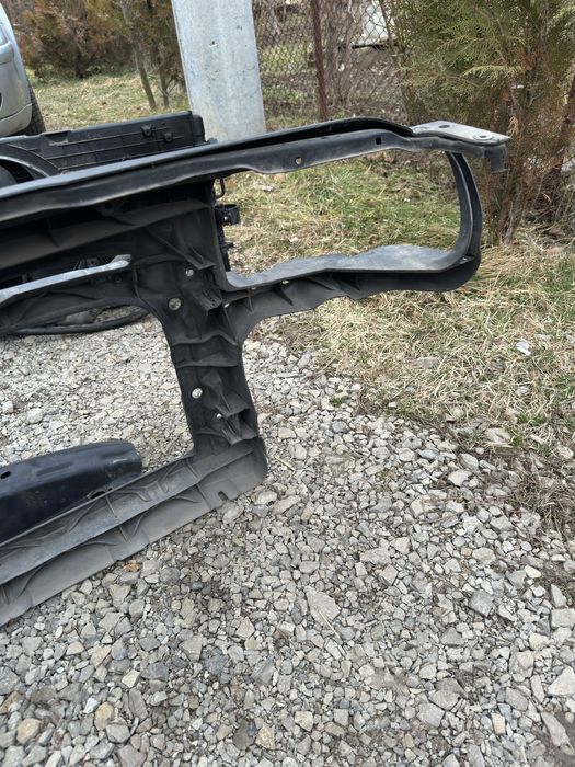 Предна Маска за голф 4