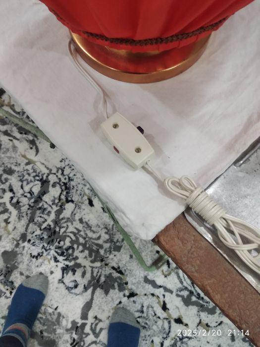 Новогодная подарка  .Срочно продаётся Светильник новый антиквариат  но