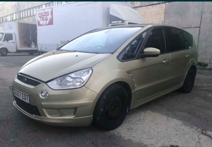 Продаваме на части форд с макс 2.5и ford s-max. 2.5i