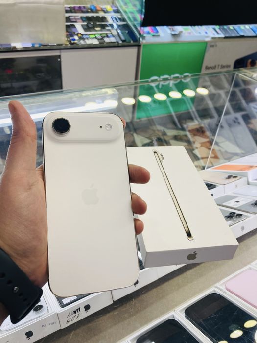 iPhone 17 air  yengide