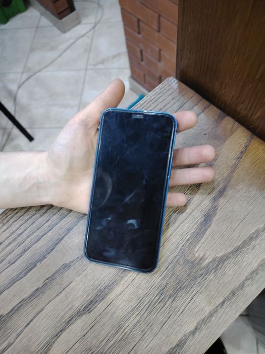 Продам айфон 12 мини