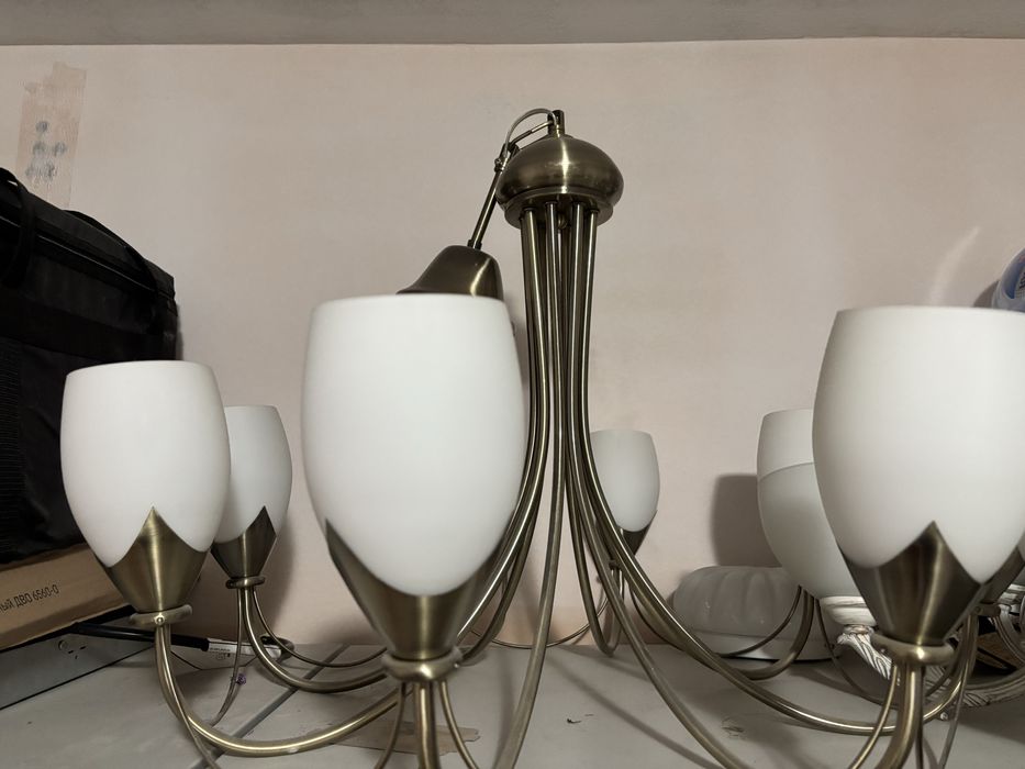 Продам люстры 3 шт оптом