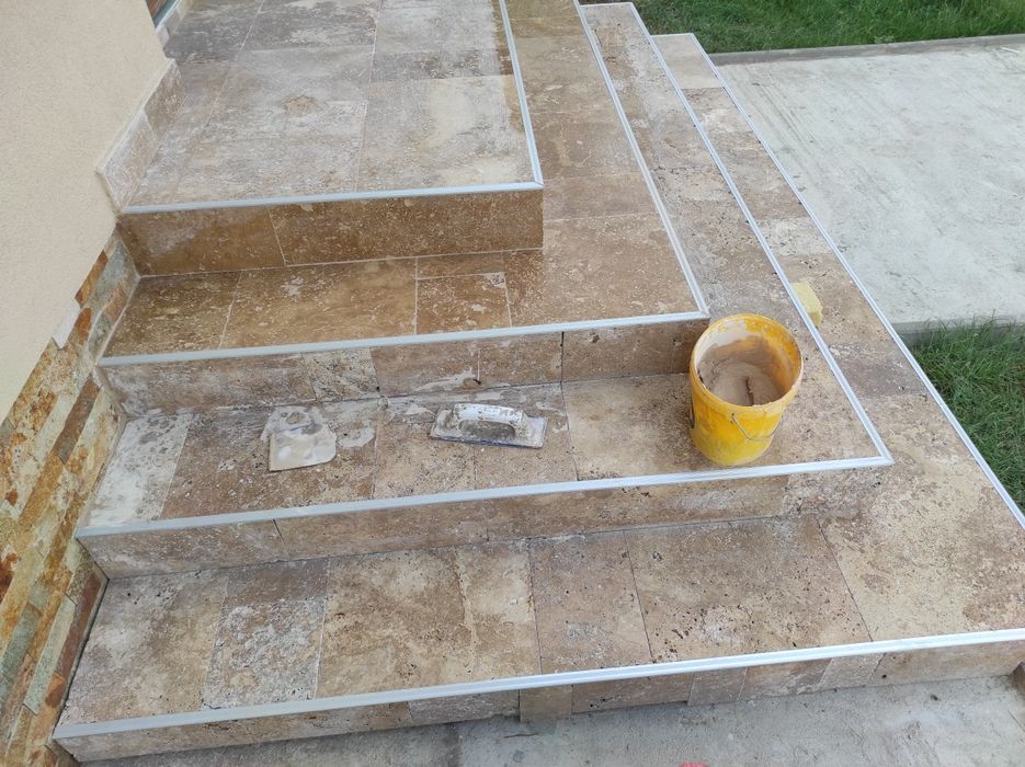 Servicii in construcții