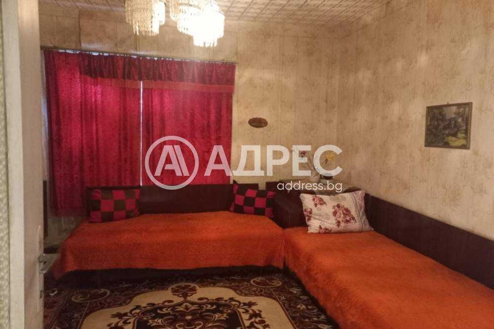 Продава се Къща в Завет - 100 кв.м за 306 €/кв.м - Снимка #5