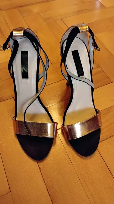 2 perechi sandale elegate