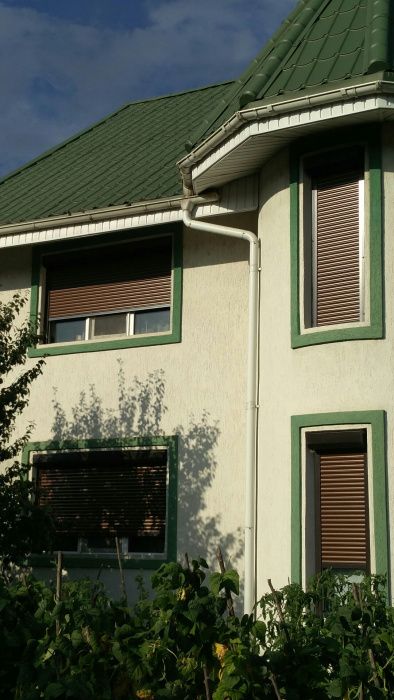 Sisteme de protectie solara:rolete interioare,rulouri exterioare(usi d