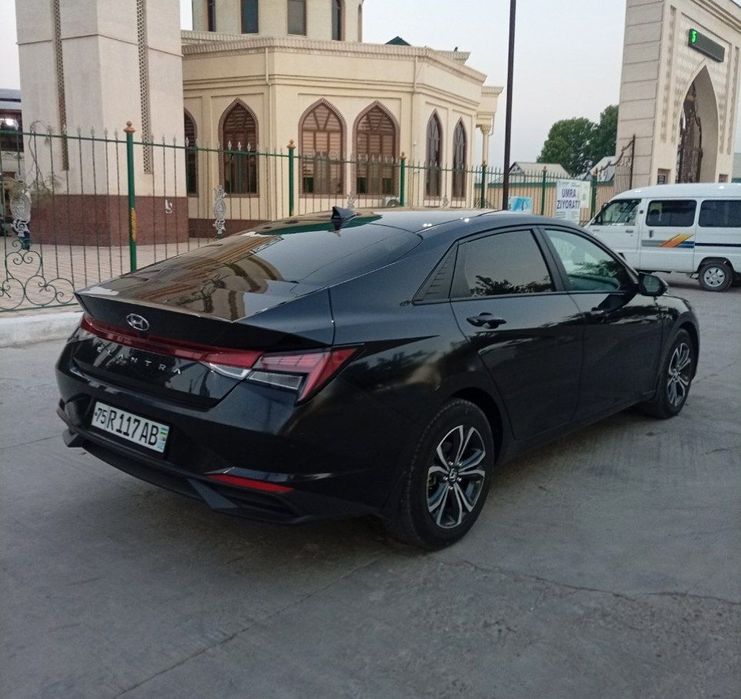 Elantra varyantga beriladi 60 mln so'm