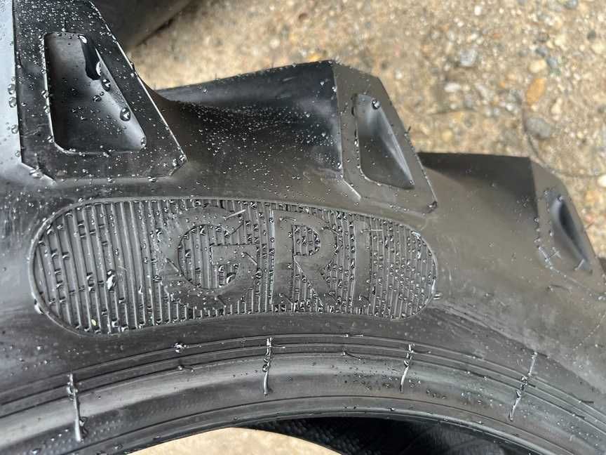 12.4-32 pentru tractor spate anvelope cu 8 pliuri noi marca GRI