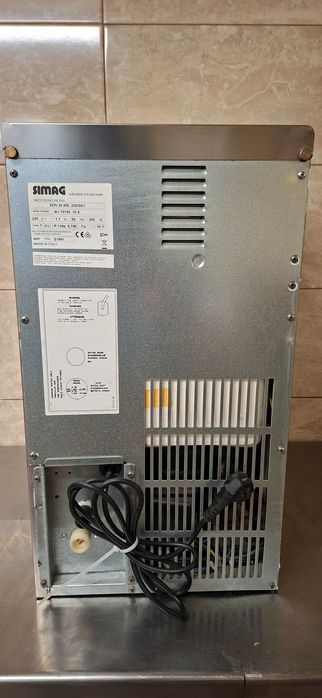 Професионален Ледогенератор SIMAG SDN 20 WS | SIMAG Automatic Ice Machines