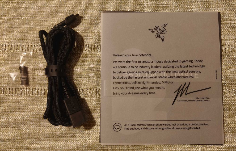 Razer Basilisk Ultimate Wireless + Charging Dock + Extra Mouse (Pentru Piese)