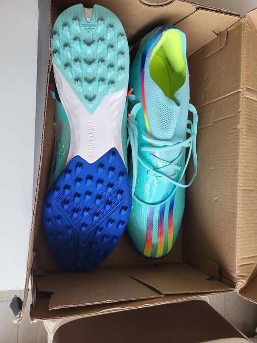 Професионални футболни обувки (стоножки) adidas x crazyfast.1 FG