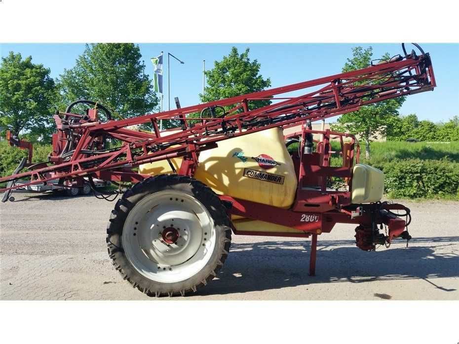 Met Instalatie erbicidat 2800- 4000 litri 24m an 2012 Hardi John Deere