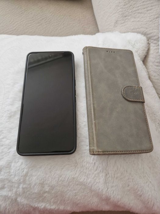 Google pixel 8 pro porcelain