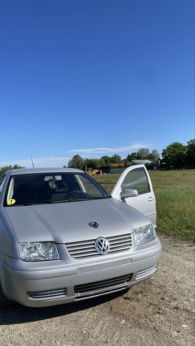 Vând VW bora 1.6 16V 105 cai