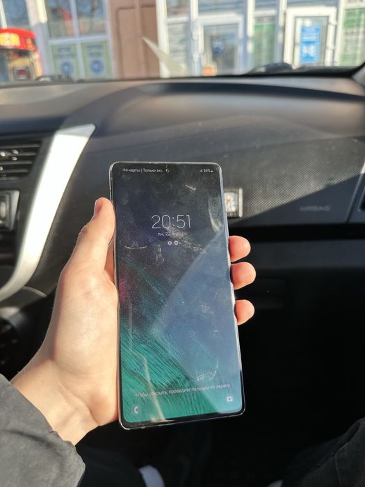 Продам samsung s10 lite