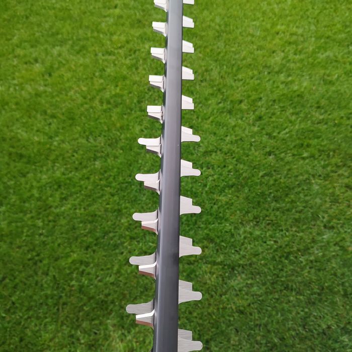 Foarfeca Honda HHH 36 Bxb pe acumulatori tuns tăiat gard viu stihl