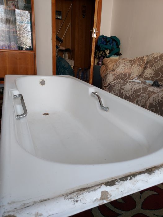 Чугунная ванна 170 × 75