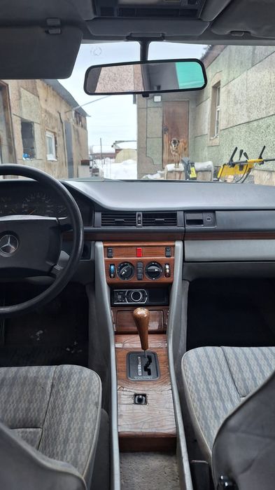 Продам Мерседес W124