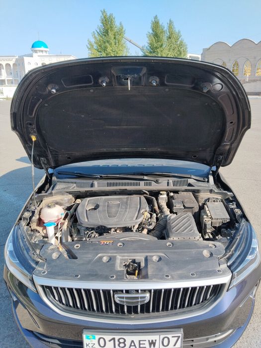 Geely Emgrand 2023
