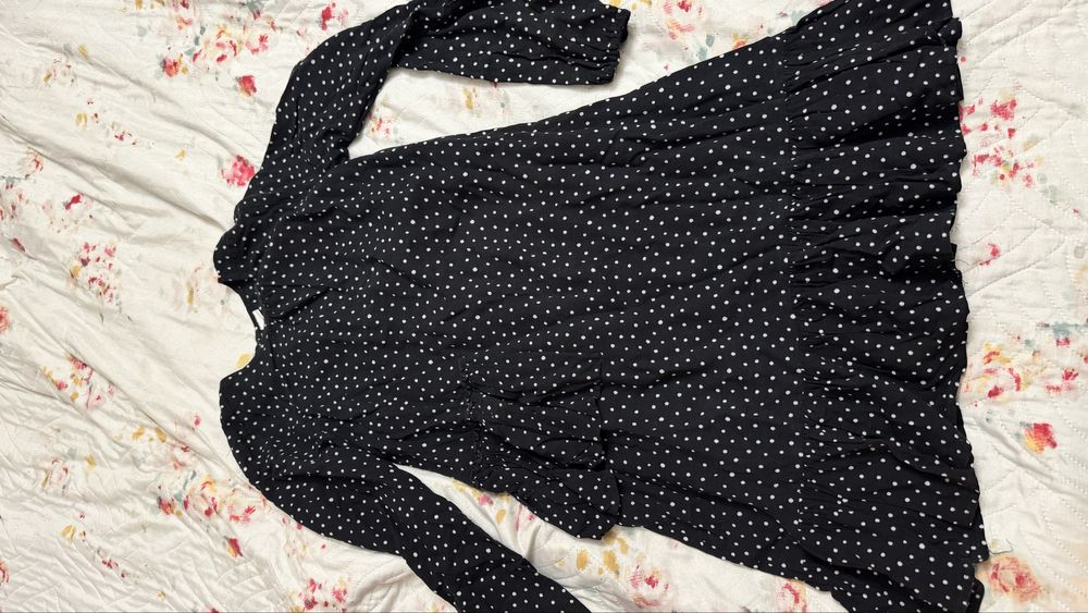 Отдам женскую одежду