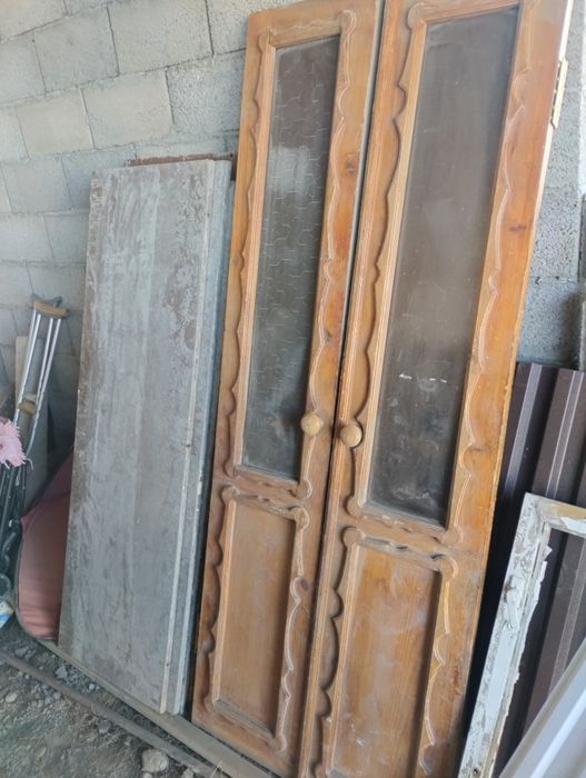 Продам двойные двери