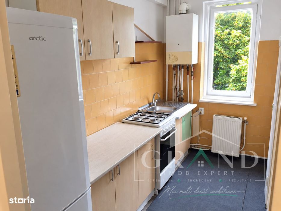 Ap 4 camere | 2 bai | Balcon | Gheorgheni-Hotel Royal