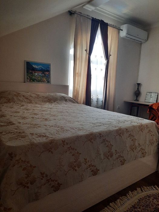 Сдается дача для семейного отдыха с бассейном, гаражом и террасой