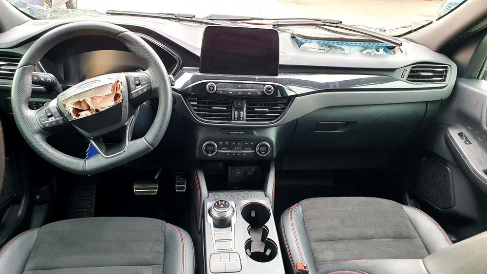 Dezmembrez Ford Kuga MK3 ST-Line 2.0 EcoBlue 4x4 YMDA 190 Cai 8F40