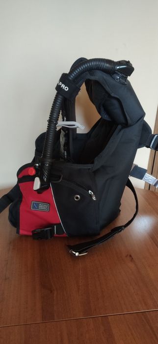 Водолазна жилетка 
Scubapro Equator в отлично състояние размер MD цена