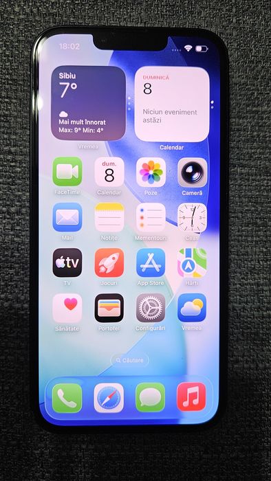 iPhone 13, ca nou, 256gb, proprietar de nou, factură, 3 huse in preț