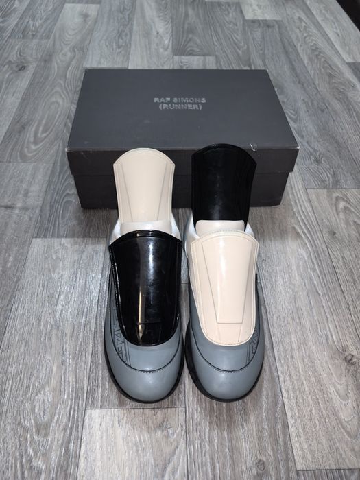 Raf Simons Atnei Runes Cream/Gray