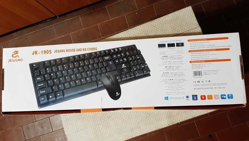 Комплект Клавиатура + Мишка подходящи за офис , 1.2 метра кабел