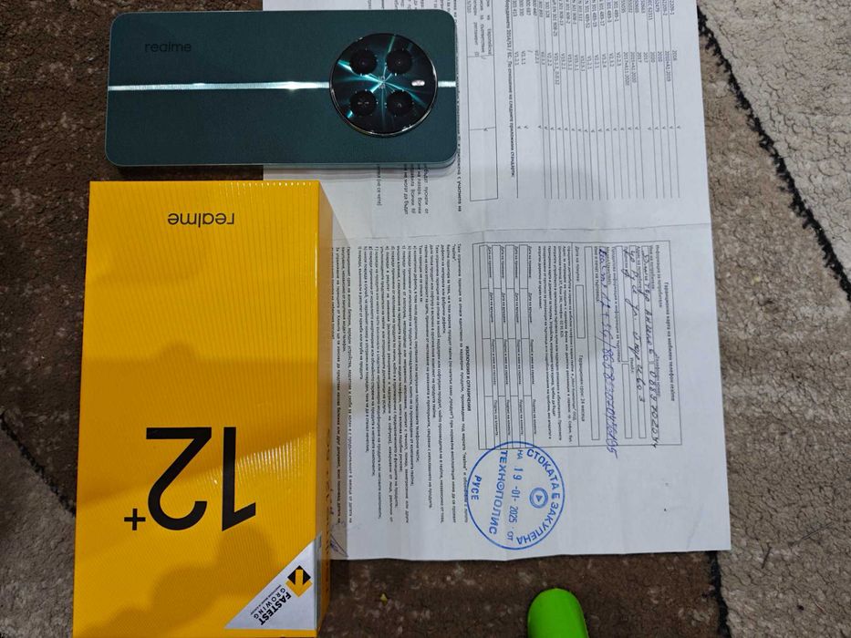 Телефон Realme 12+ 5G