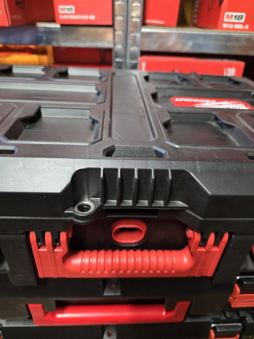 Нов празен куфар Milwaukee PACKOUT 1