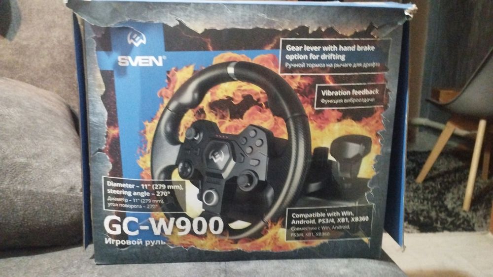 Игровой руль  в хорошем состоянии