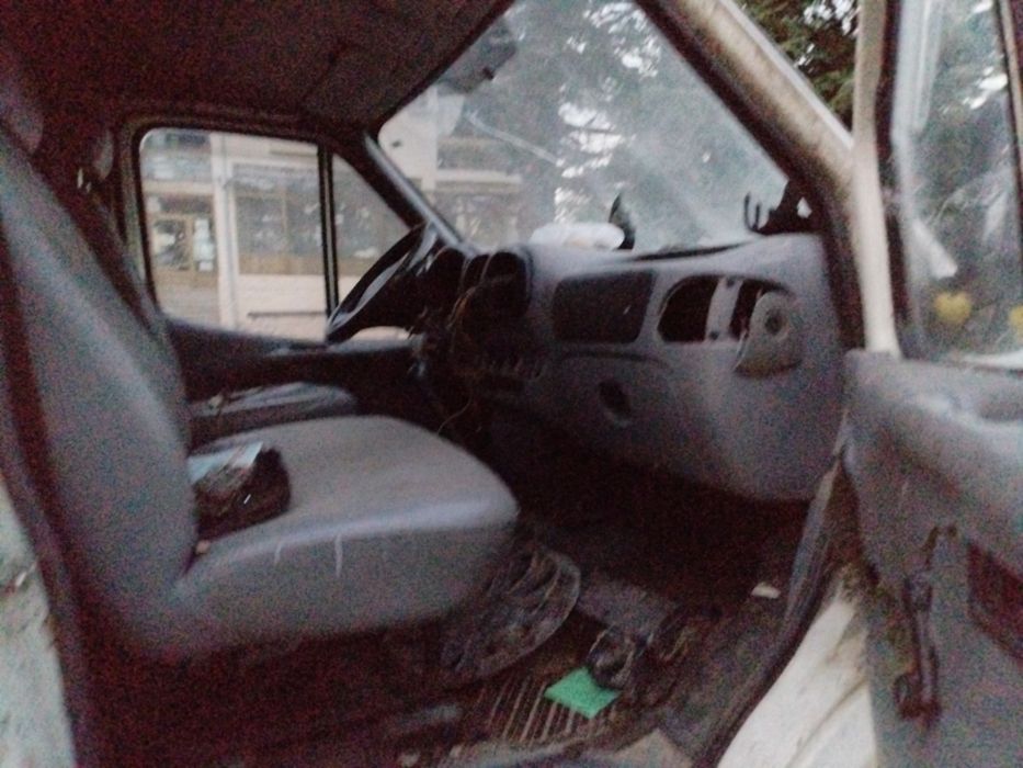 Форд транзит на части.