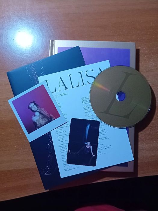 LISA - LALISA gold ver.