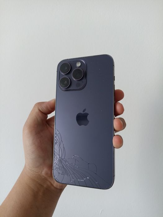 Айфон 14про макс и редми ноте 10с