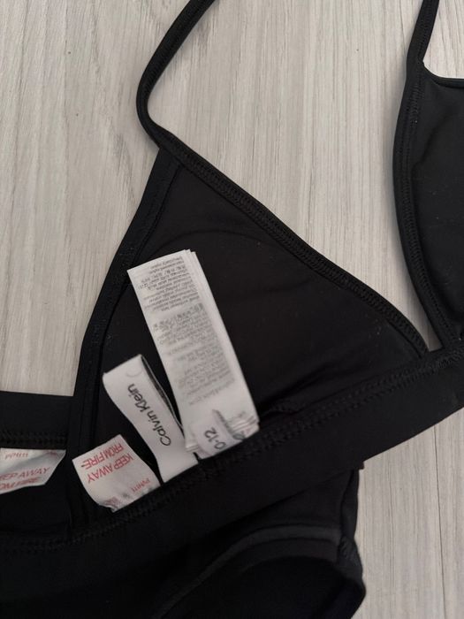 calvin klein бански 10-12 годишни