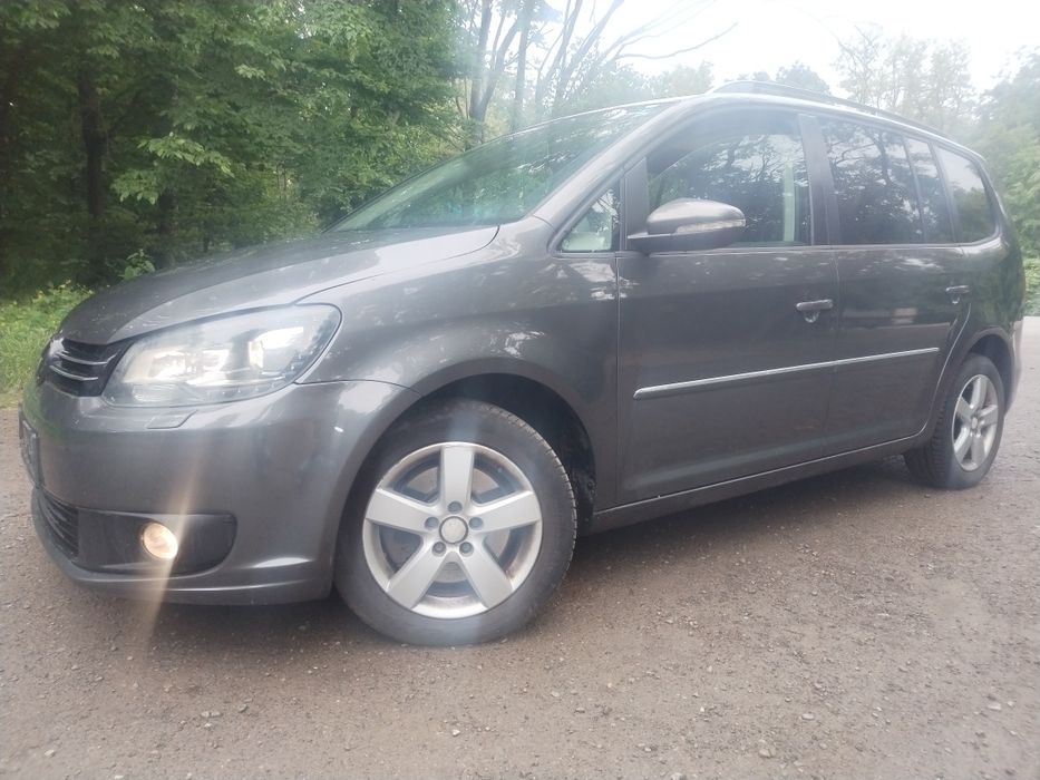 Vînd urgent WV Touran 2011   2.0tdi