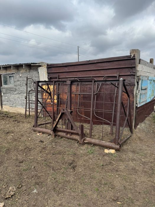 Т40 продам навесное оборудование есть
