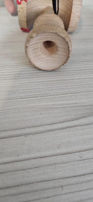 Vând kendama europe